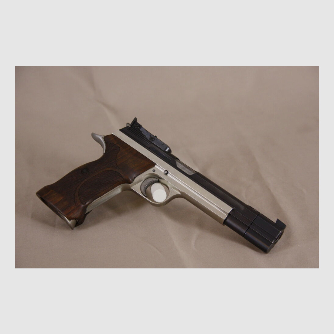 SIG P210