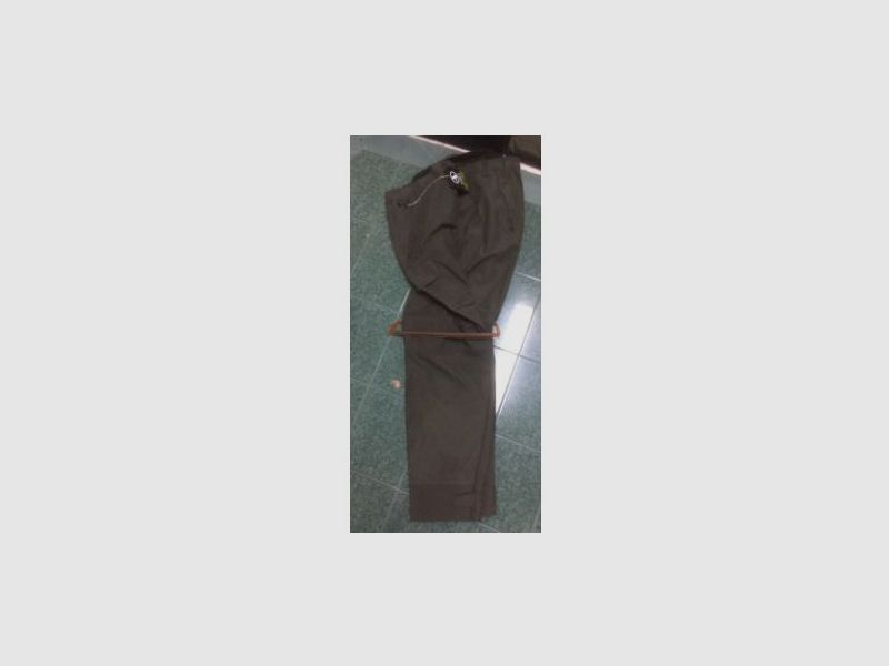Aigle groene broek model 98070 Terria, afbeelding 1 van 2