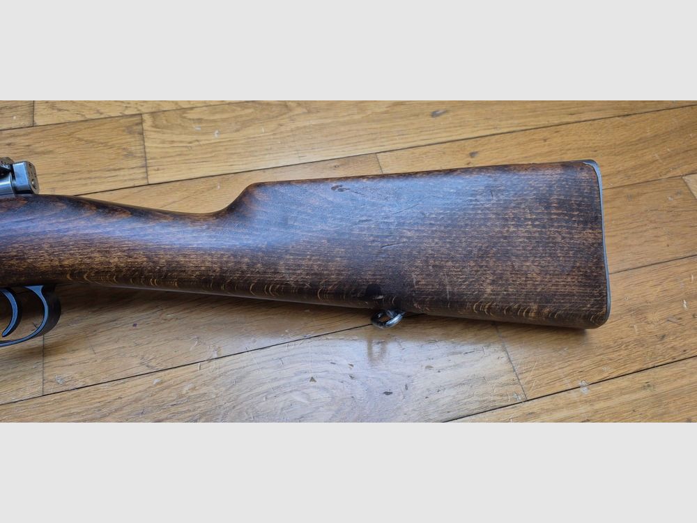 Sehr schönes Wettkampfgewehr schwedisches Mauser M96 – Herstellung Carl Gustav von 1919 – Originalkaliber 6.5×55 schwedisch – Magazin auf einen Schuss beschränkt – Mauser Familie 1893 – Präzisionsvisier – Schwedische Mechanik – Brünierung 97% – Wunderschöner Lauf – Wettkampfwaffe – Kategorie D – TBE+, Bild 30 von 37