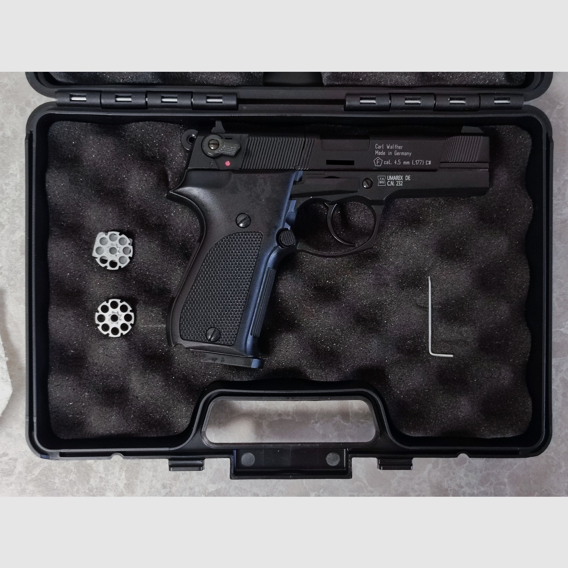 NEU Umarex Walther CP88 schwarz CAL4,5 CO2 Gas Pistole