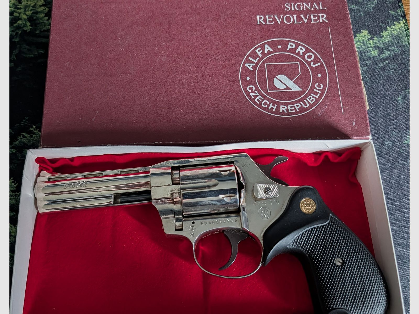Revolver Holek model 040