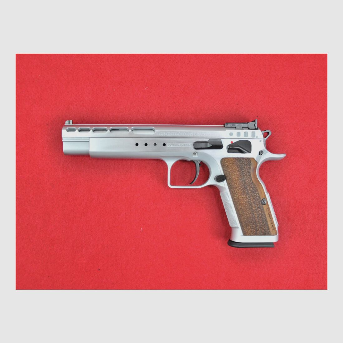 Tanfoglio T97L Gold Match Combo 6" .45 Auto avec WS 9mm Luger