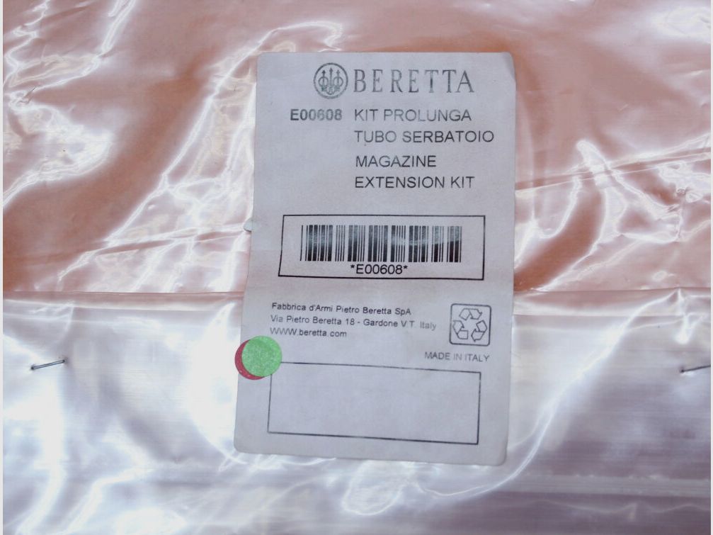 Beretta	 Beretta 1301: Magazinverlängerung +4-Schuss (E00608) Polymer schwarz (BL=270mm) 12GA incl. Magazinrohrfeder.