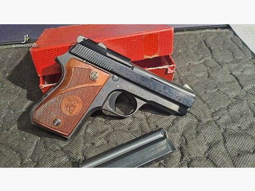 Armas París Francia