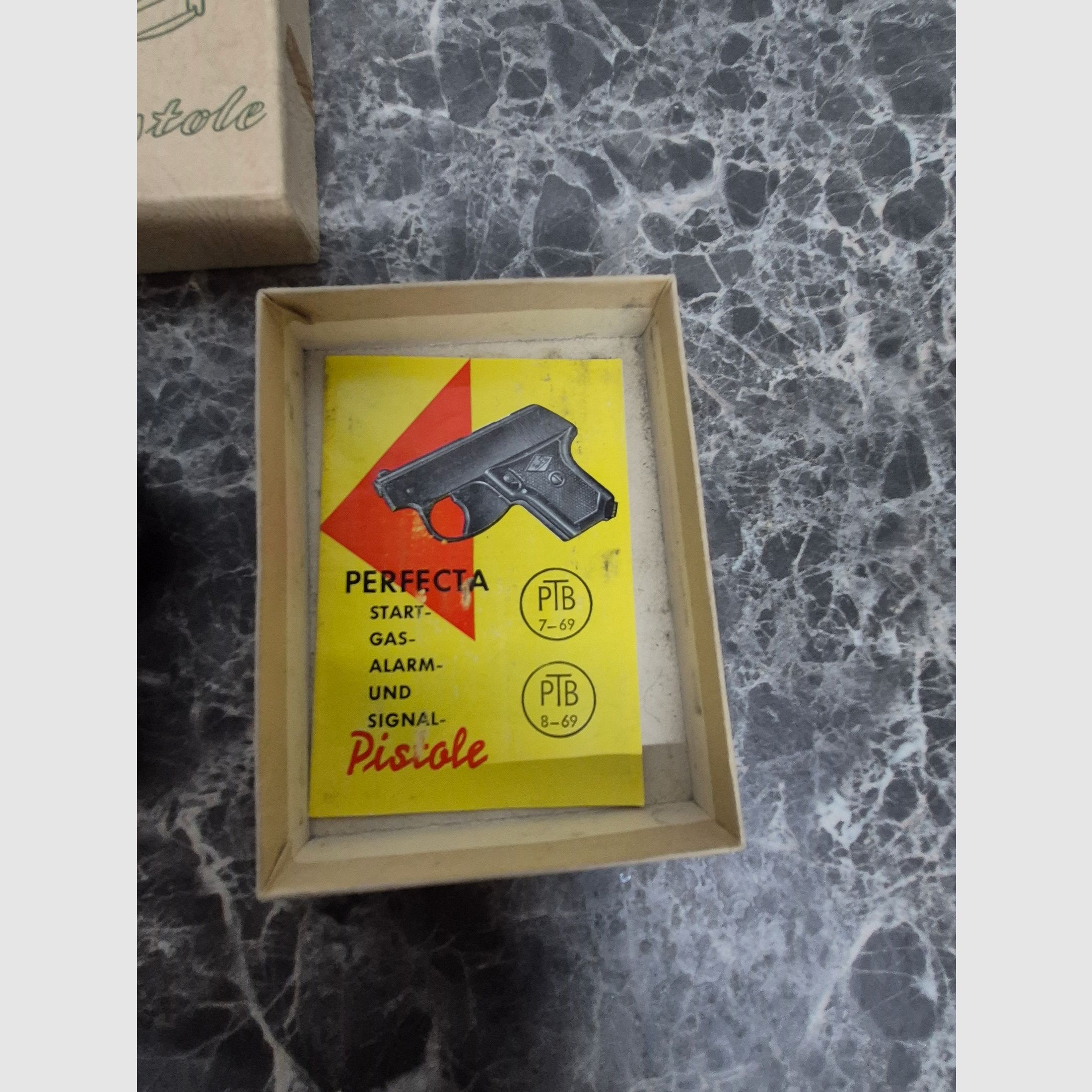 Pistolet d'alarme / gaz / signal Perfecta, 6 mm