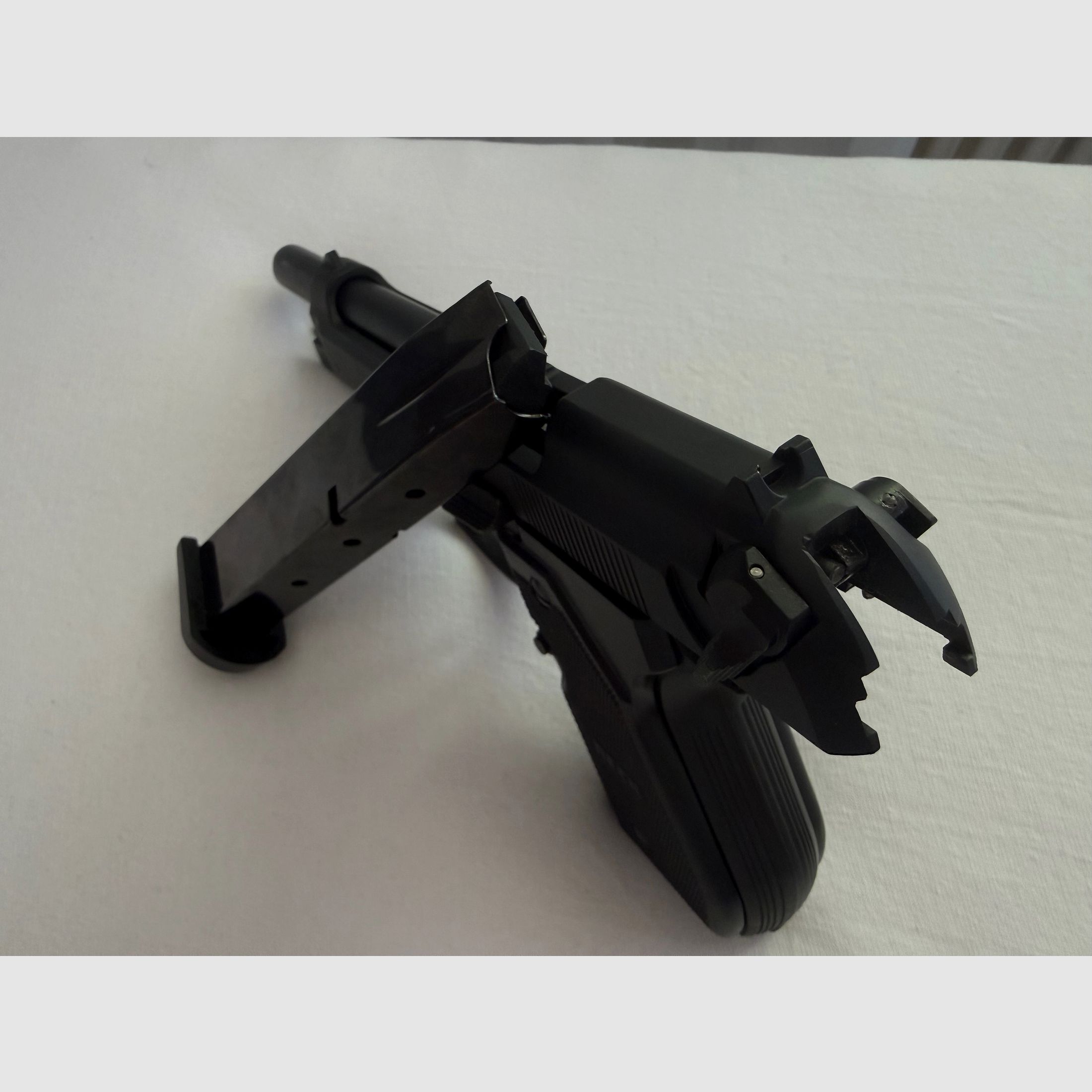 Reck Miami 92F 9mm P.A.K. – Super Zustand im Komplettset (Beretta 92 Nachbau)
