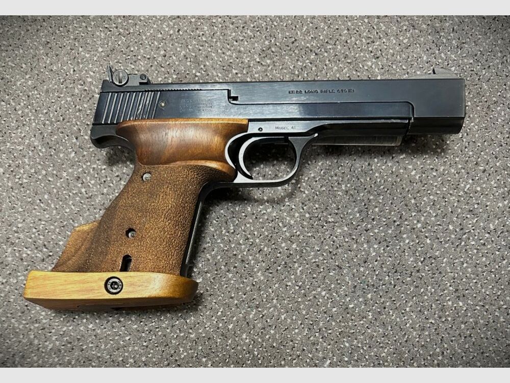 S&W Smith & Wesson Mod. 41