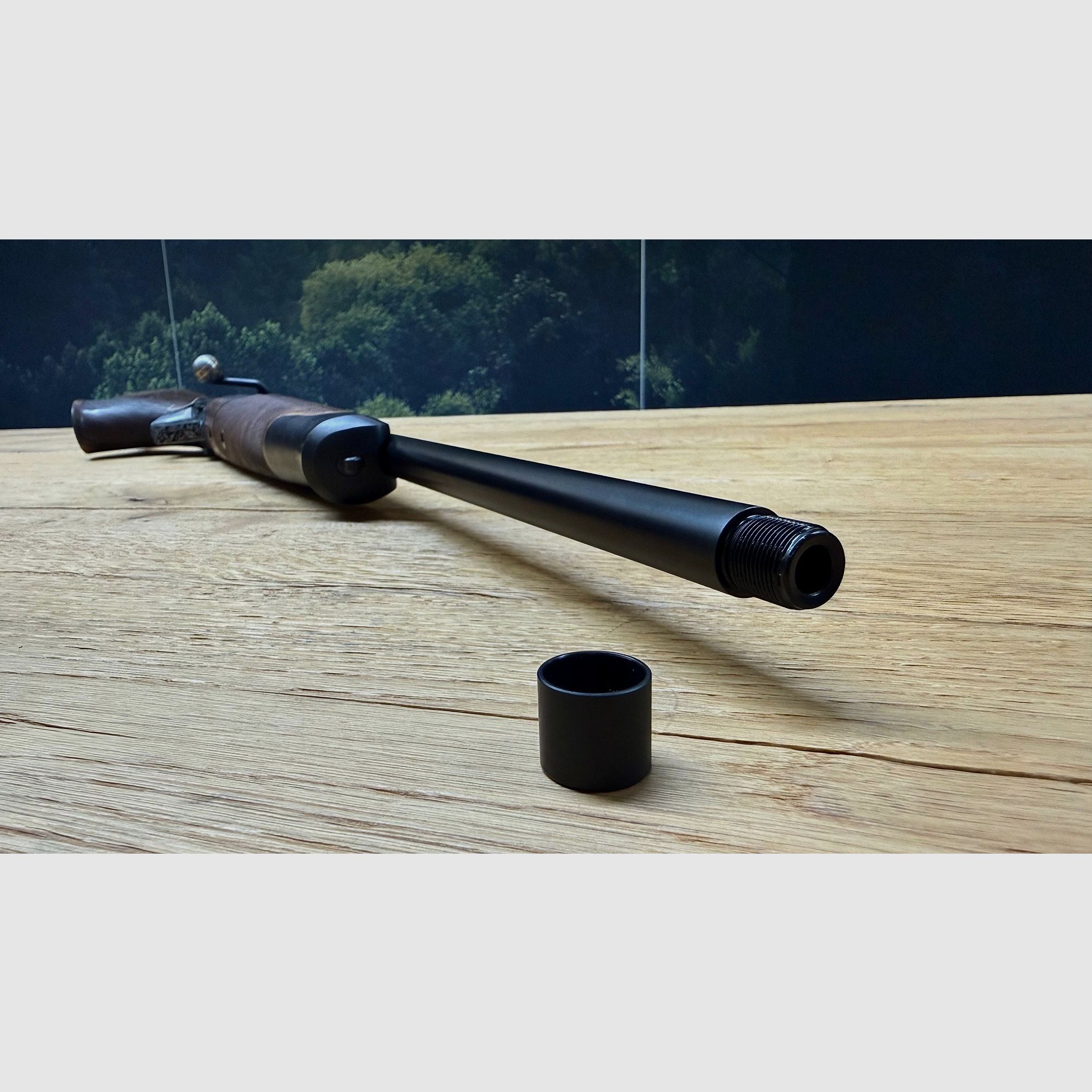 Blaser R8 Grand Luxe Success / Holzklasse 6 / Seidenmattes Finish / Goldener Abzug / Systemkasten + Magazineinheit graviert / TRAUMWAFFE