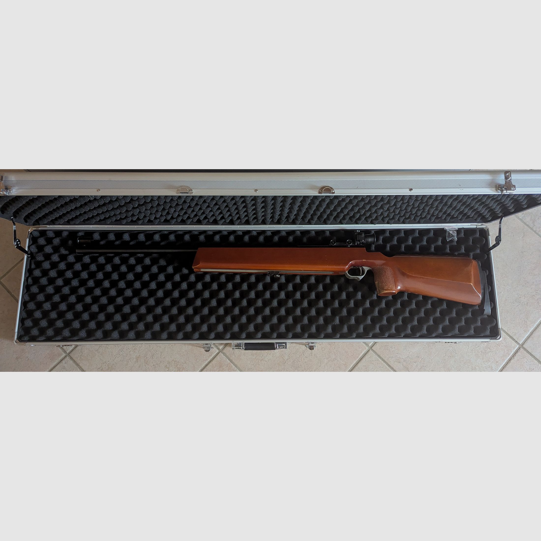 Suhl Modell 150, Kal .22lr + Original Diopterset aus der DDR