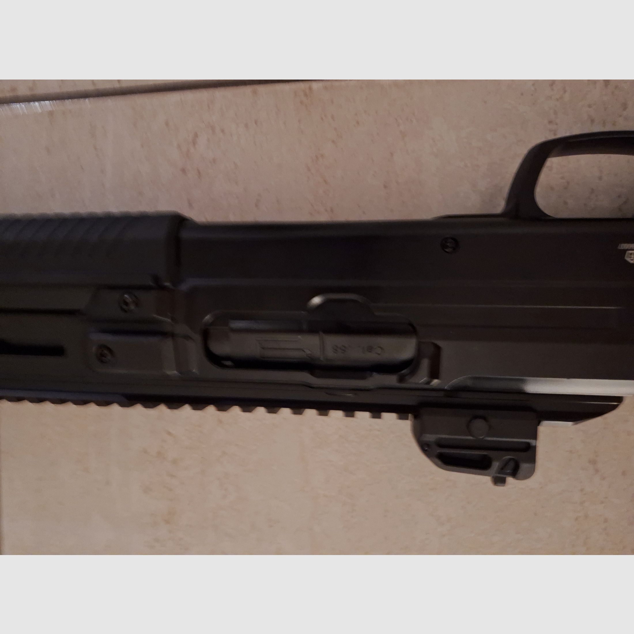 P2P HDX 68 BLACK Schwarz