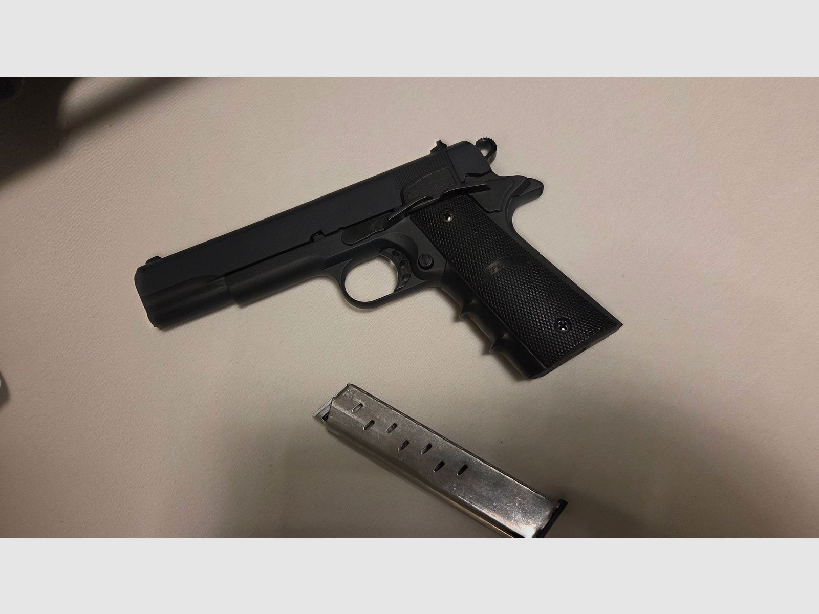 Pistolet d'alarme Melcher ME 1911 Sport 9mm P.A.K. – NEUF – PTB – inclus. mallette