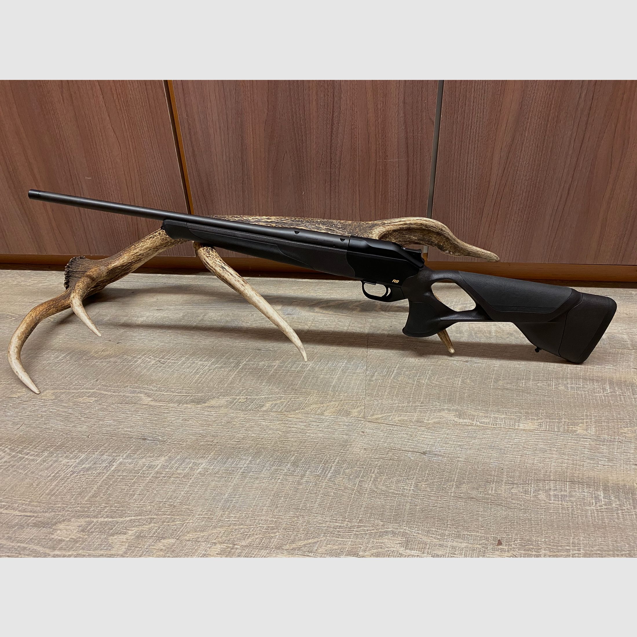 Blaser R8 Ultimate, corto