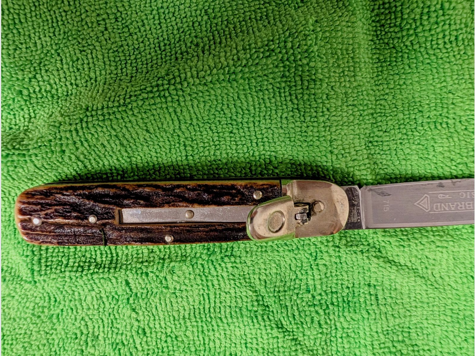 Böker Tree Brand Classic lever action knife – genuine stag horn, unpolished (blade 8 cm, compliant with weapons law)