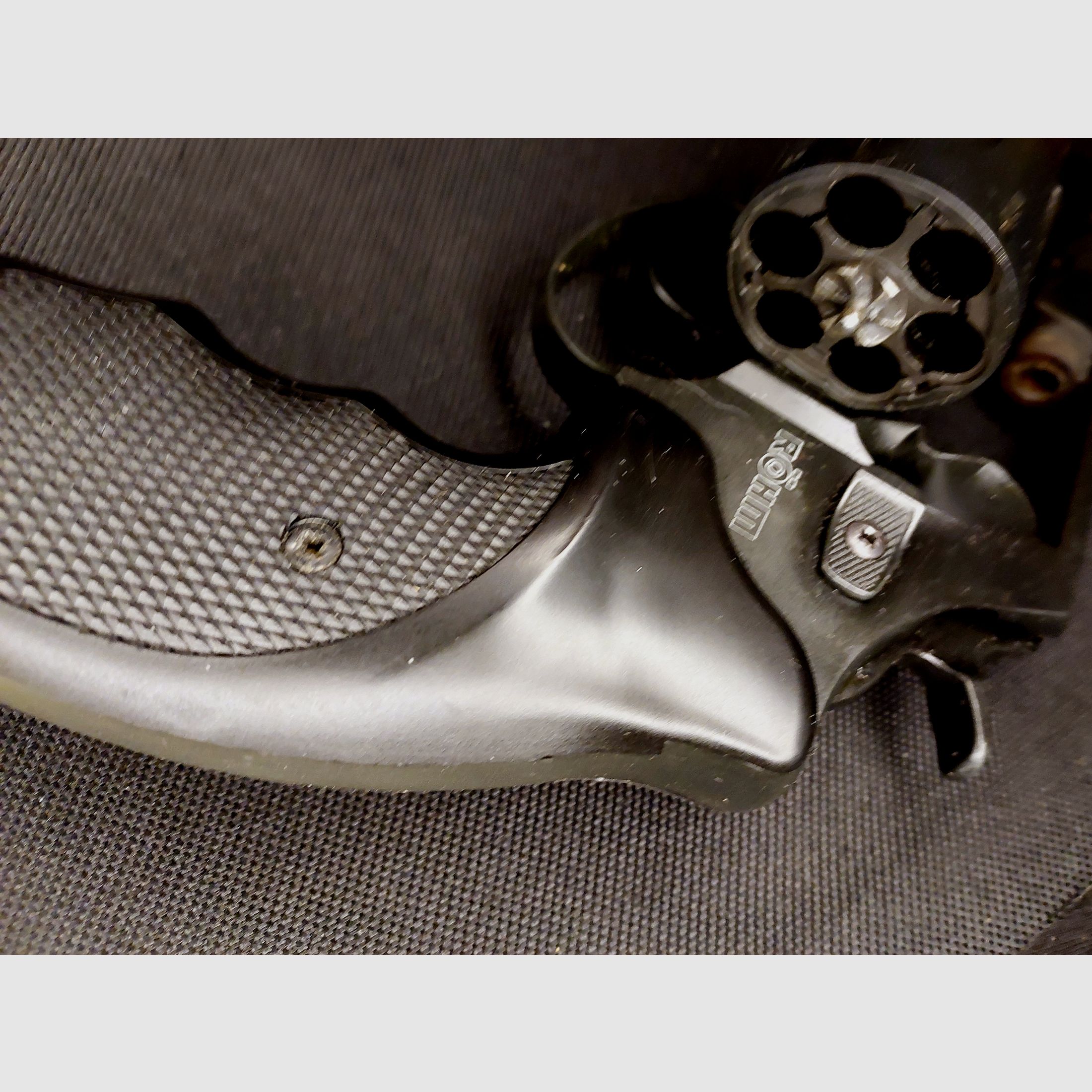 Röhm RG89 Combat Grip revolver a salve 9 mm R.K. PTB 594 RG 89