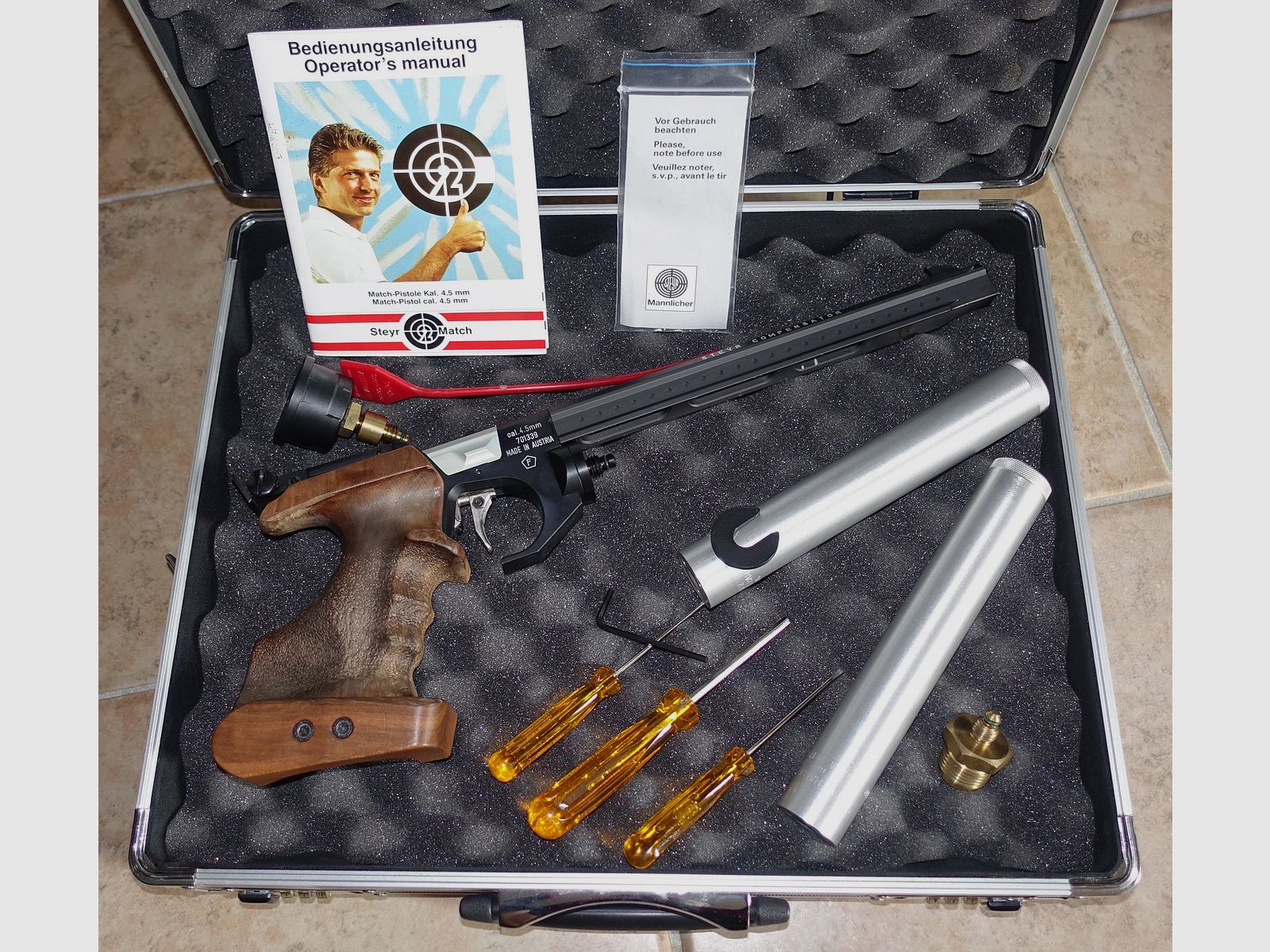 Steyr air pistol LP match pistol / new service + accessories
