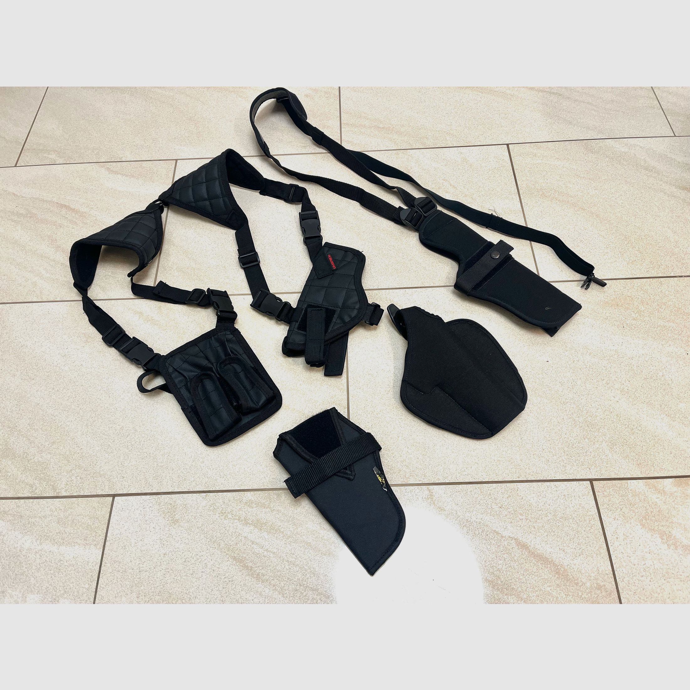 ••• Holster - Konvolut / 4x Cordura - Pistolenholster •••