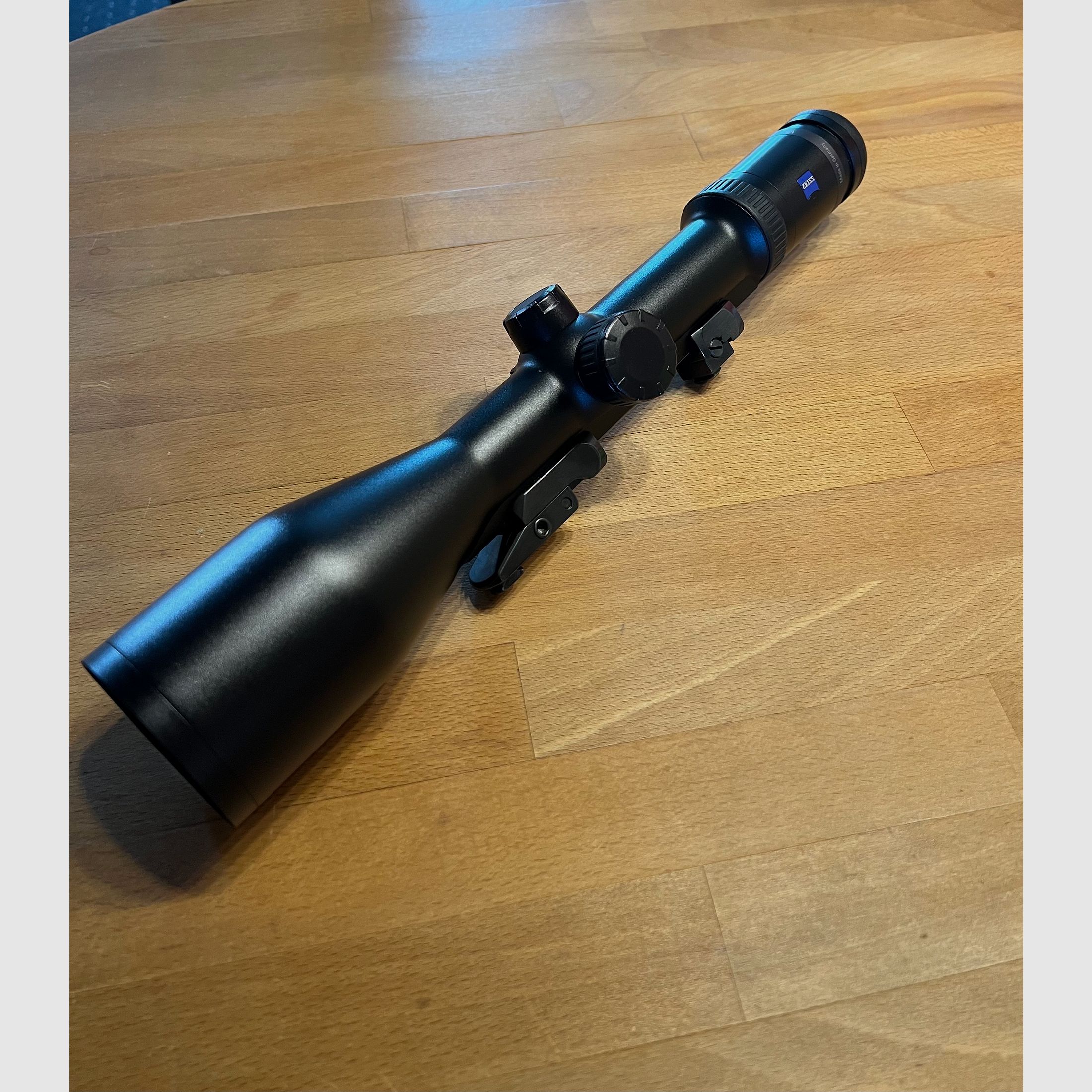 Zeiss Victory HT 3-12x56 LA60 mit Innenschiene