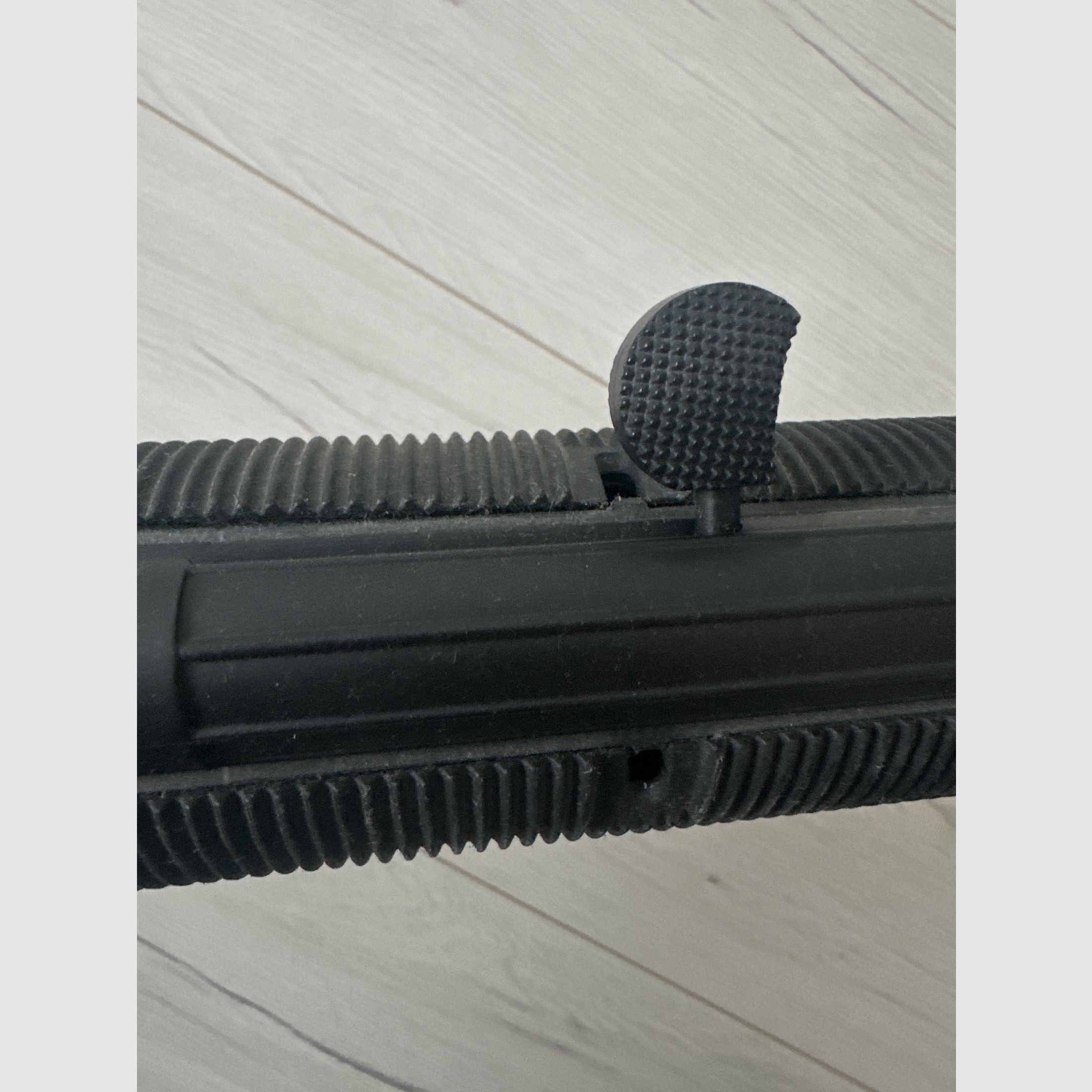 ICS MX5 SD6 SMG metal completo S-AEG 6mm BB negro