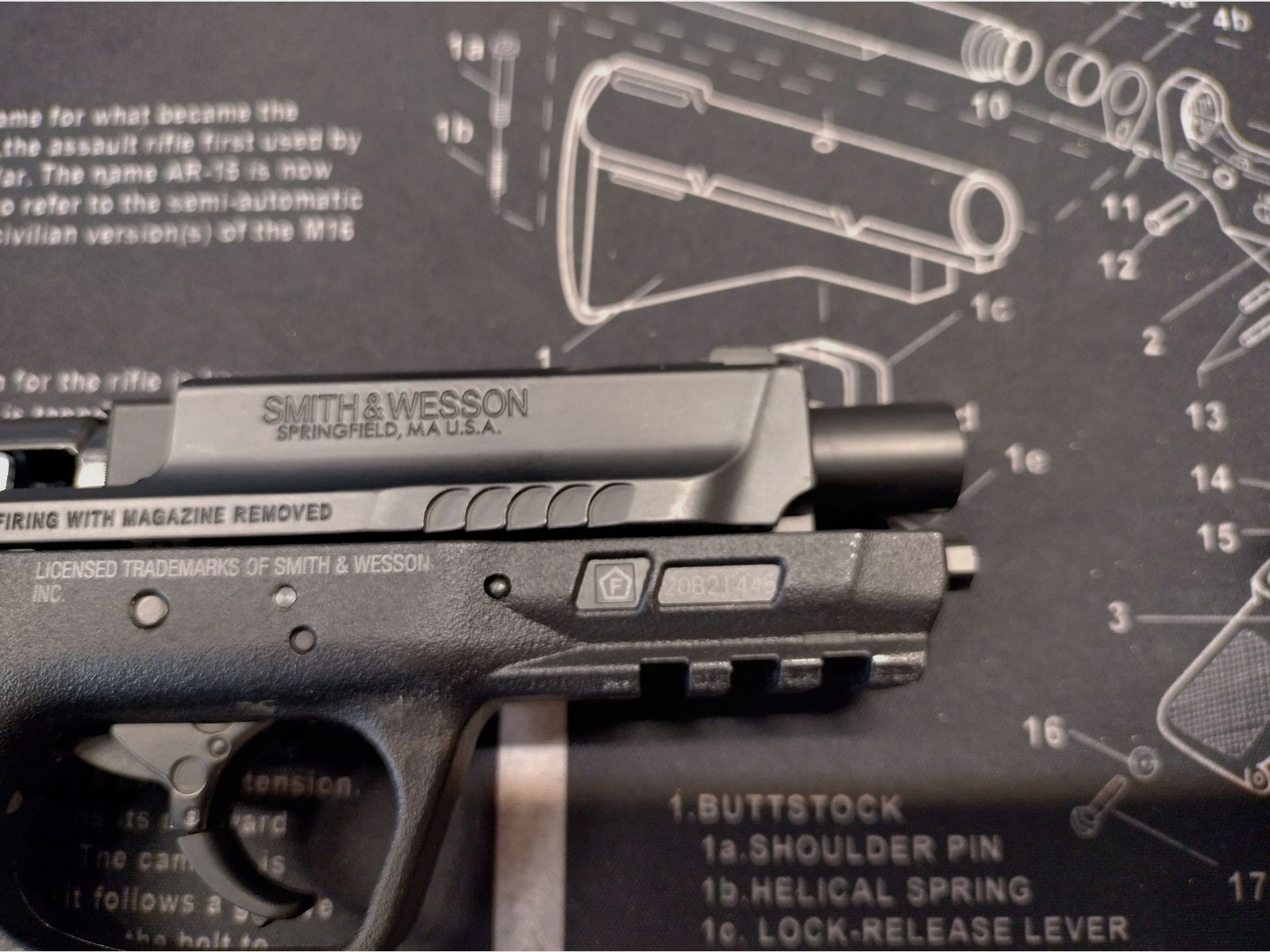 Smith & Wesson M&P9 M2.0 6 mm, CO₂, < 1,0 J, immagine 3 di 6