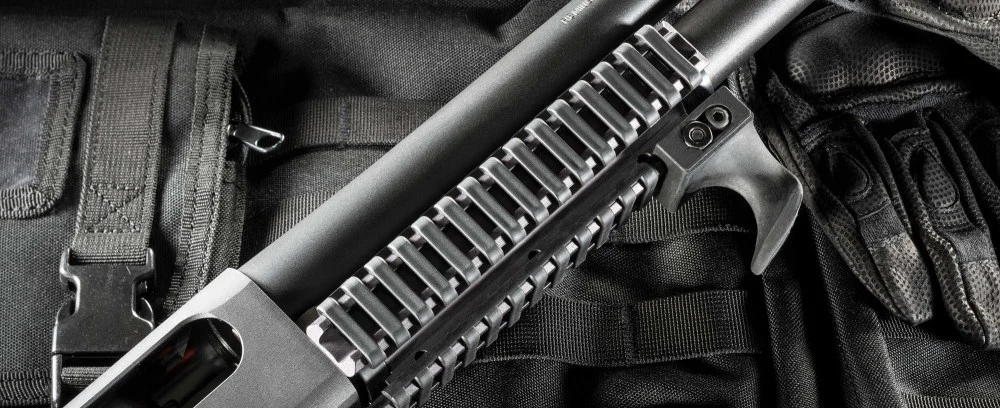 ERGO Grips Picatinny-Schienenabdeckung, schwarz, 18 Slots, Bild 2 von 2
