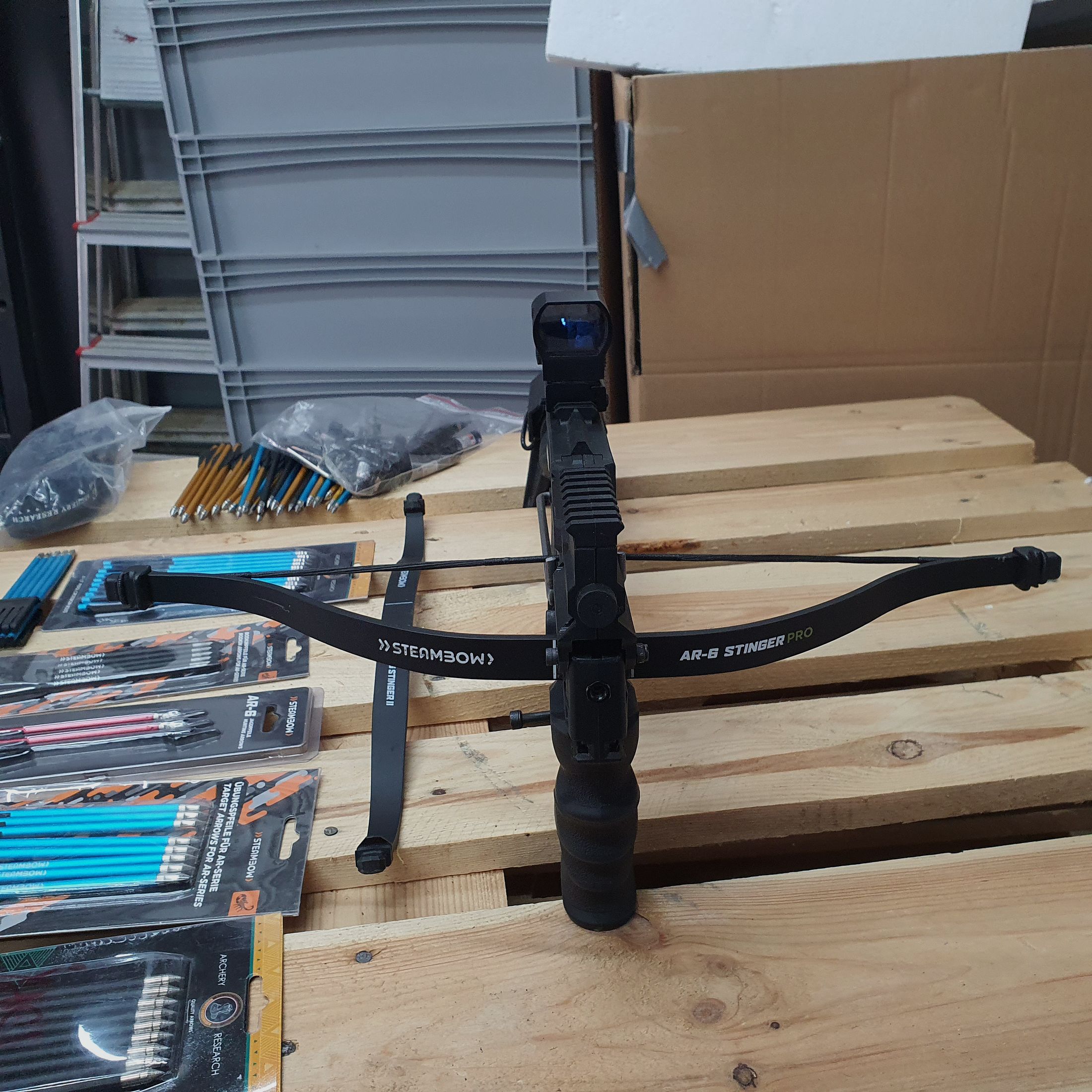  Steambow AR-6 Stinger II Tactical Armbrust mit viel zubehör!