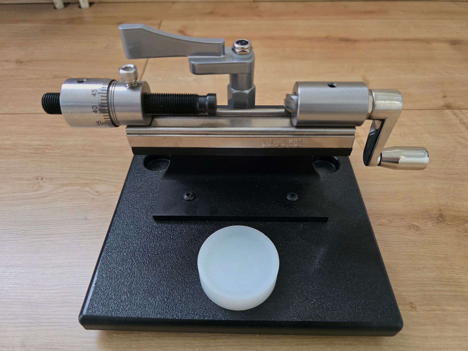 L.E. Wilson taille-huiles Cashmere