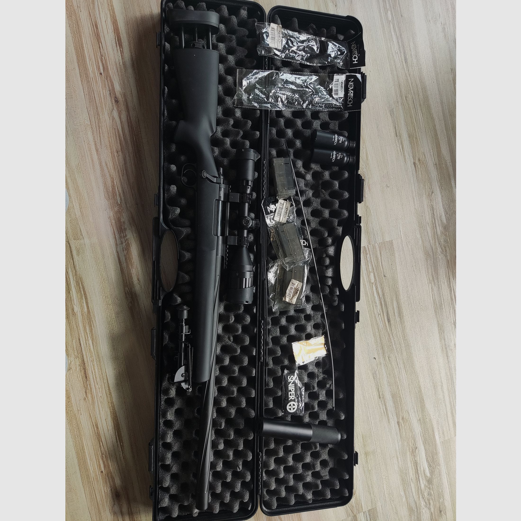 Novritsch SSG4 Gen 1 Airsoft Snajper + akcesoria