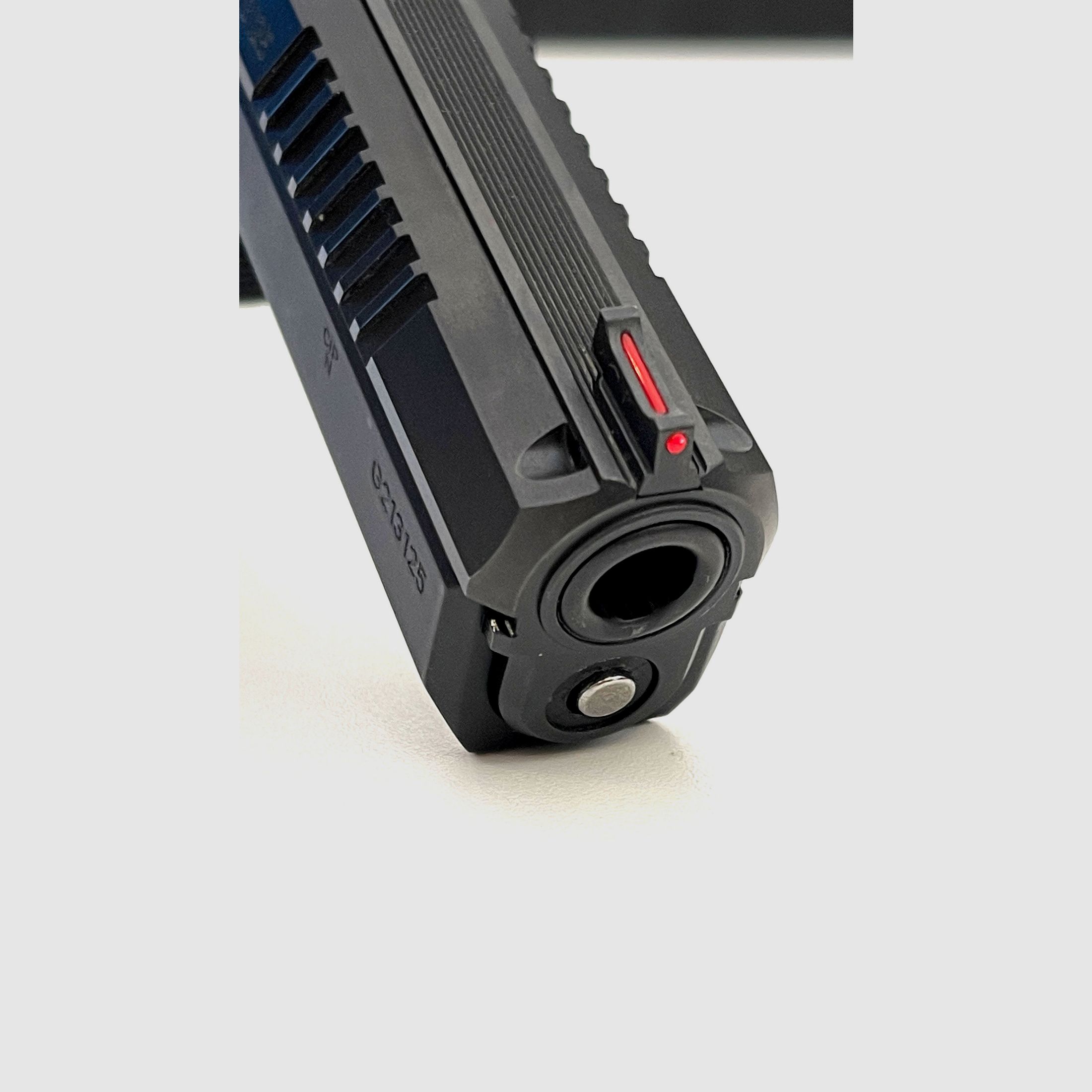 CZ  TS 2 Racing Green 9mm Luger NEU