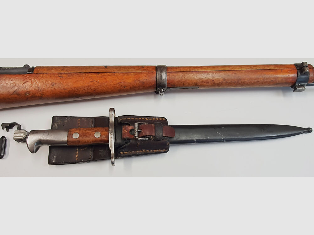 Waffenfabrik Bern Schweizer K31 Kaliber 7,5x55swiss komplett nummerngleich + Hämmerli