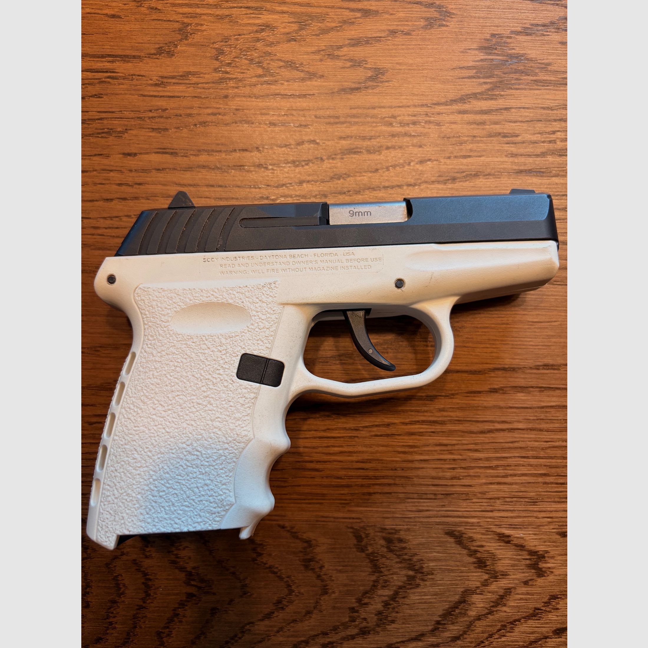 Pistola SCCY 9mm (CPX-2) – usada, completamente funcional