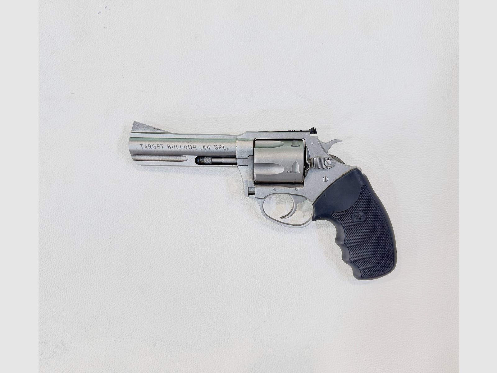CHARTER ARMS TARGET BULLDOG – 44 SPL., immagine 1 di 2