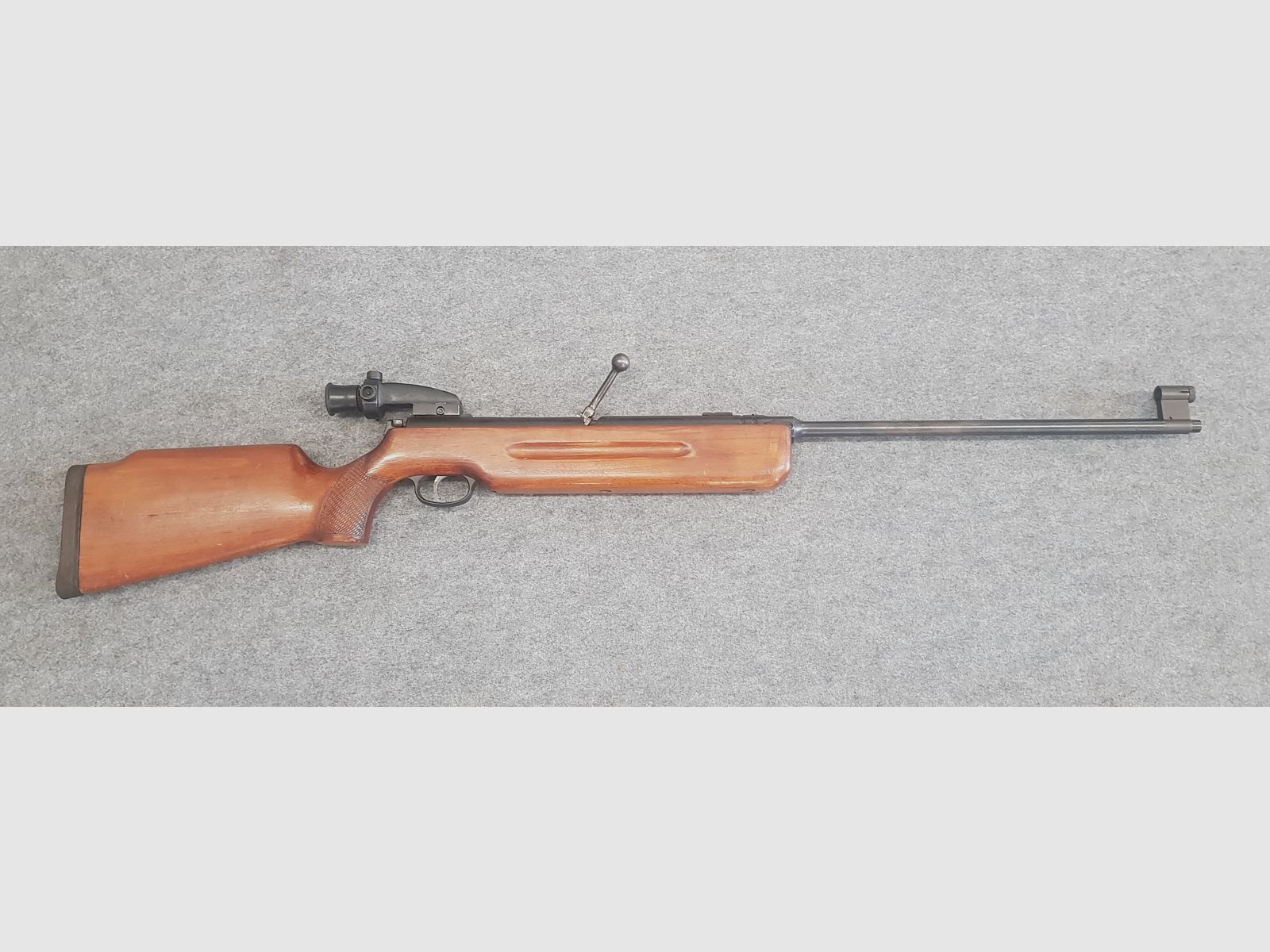 Haenel Mod. 311  mit Feinabzug und Diopter Durchlader im guten Zustand mit kleinen Abstrichen 
