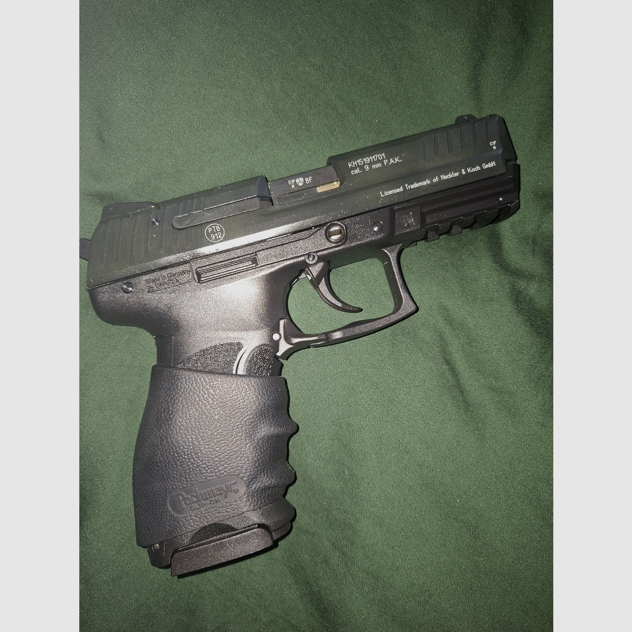 Umarex P30 pistolet à blanc, image 2 sur 2