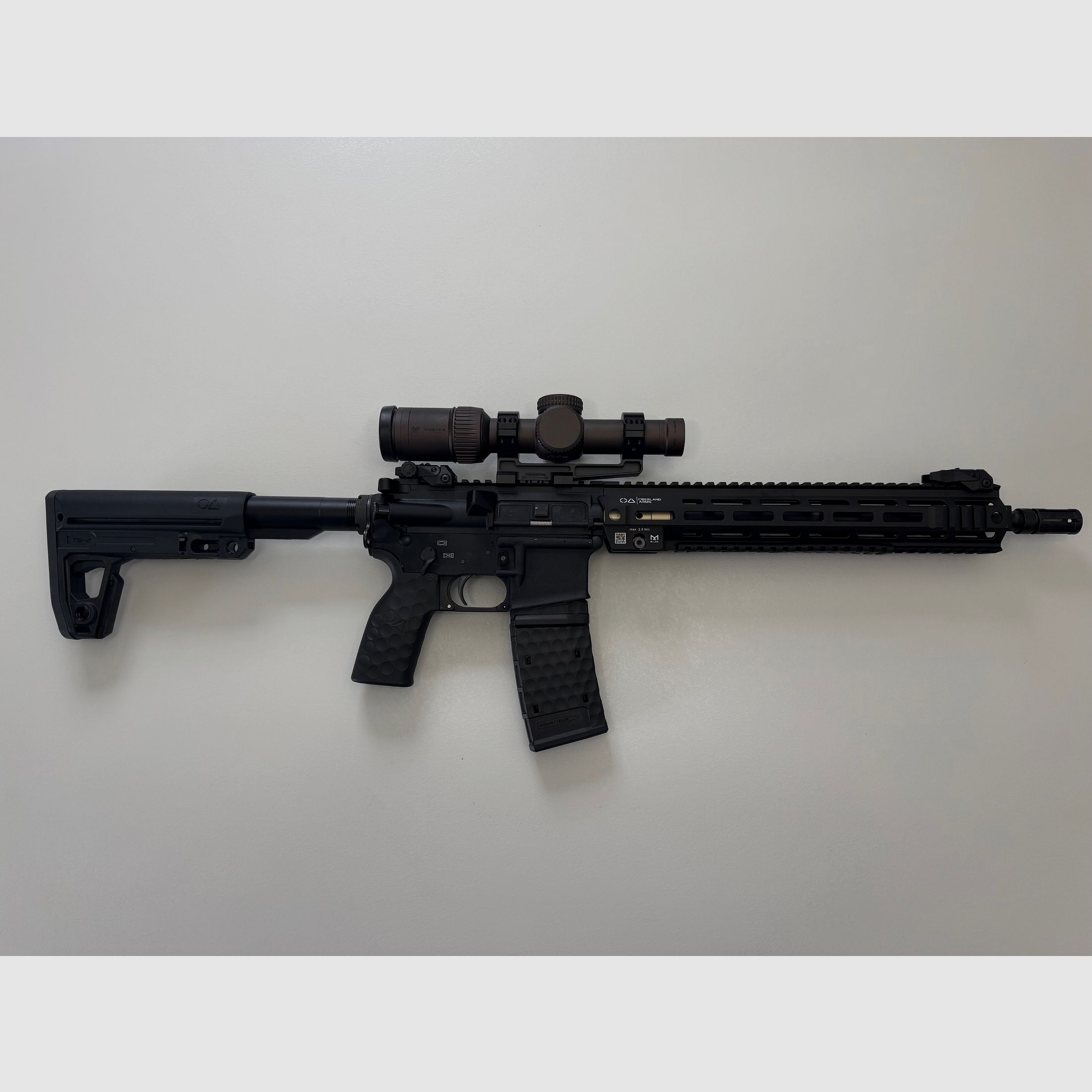 Oberland Arms OA-15 SL14 (14,5“) met OA-montage en Razor Gen ll 1-6x24