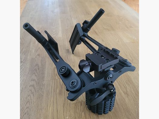 Bears F-Class Klappzweibein mit Picatinny QD