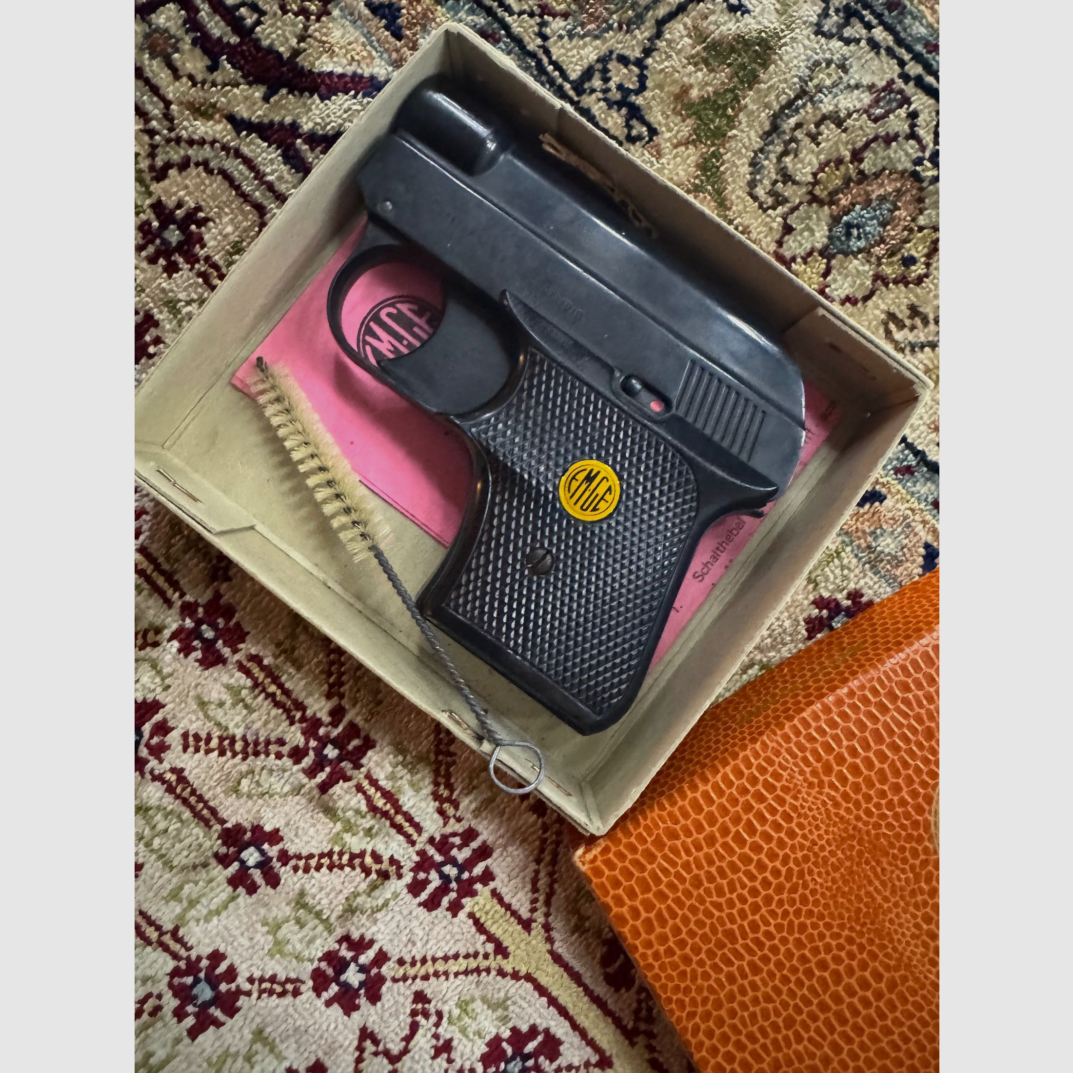 Modèle EM-GE 61 Pistolet Flobert 6mm RAR pour collectionneurs avec boîte d'origine