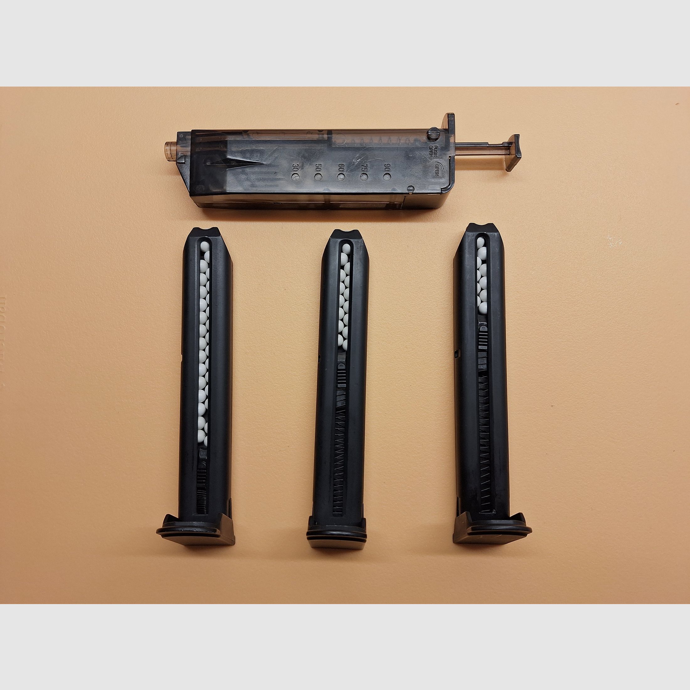 Softair CM.121 G.S.G Kal.6mm BB: < 0,5 Joule