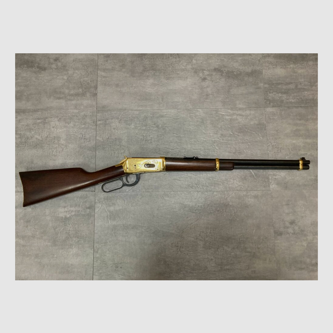 Winchester	 Modell 94 Yellow Boy Indian Carbine