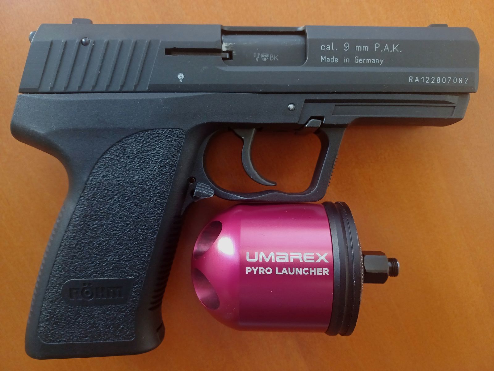 RÖHM RG96 cal. 9mm P.A.K., image 2 of 3