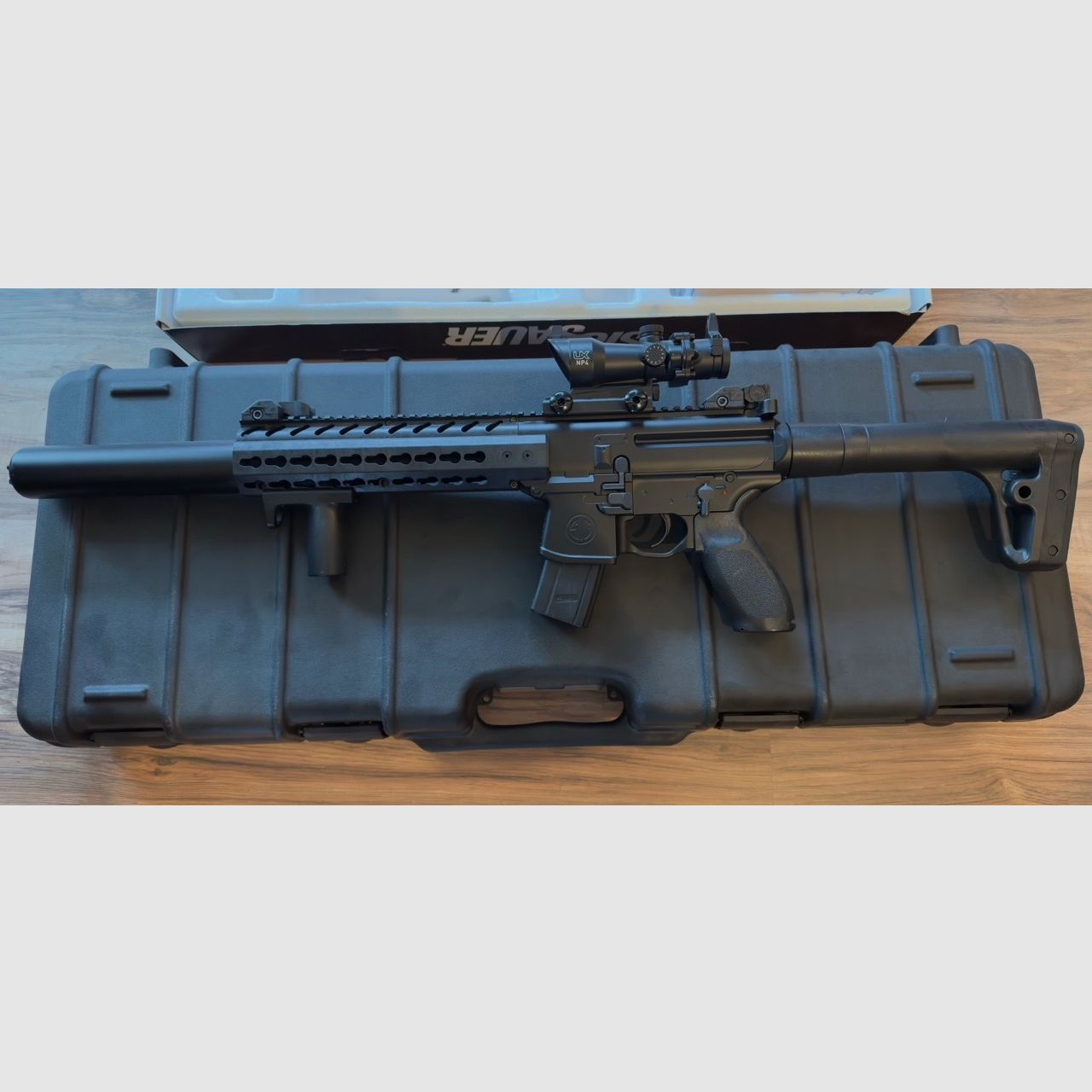Co2 Sig Sauer MCX mit Zubehör.