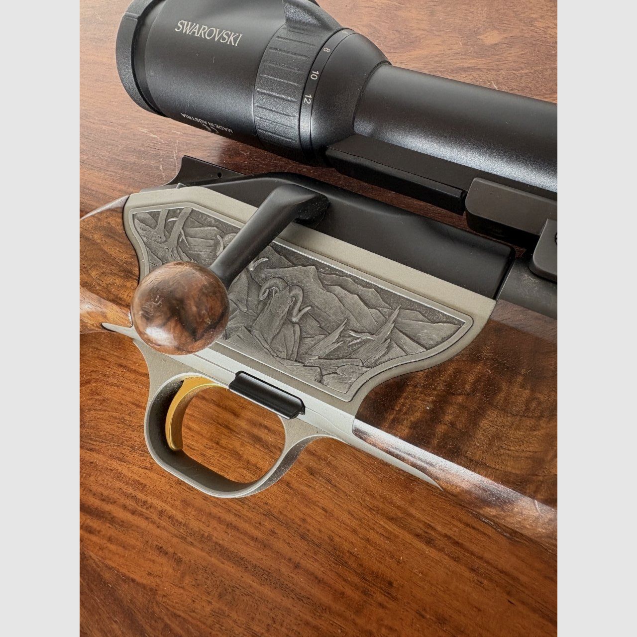 Blaser R8 .30-06 Springfield con Swarovski Z6i 2,5-15x56 P HD