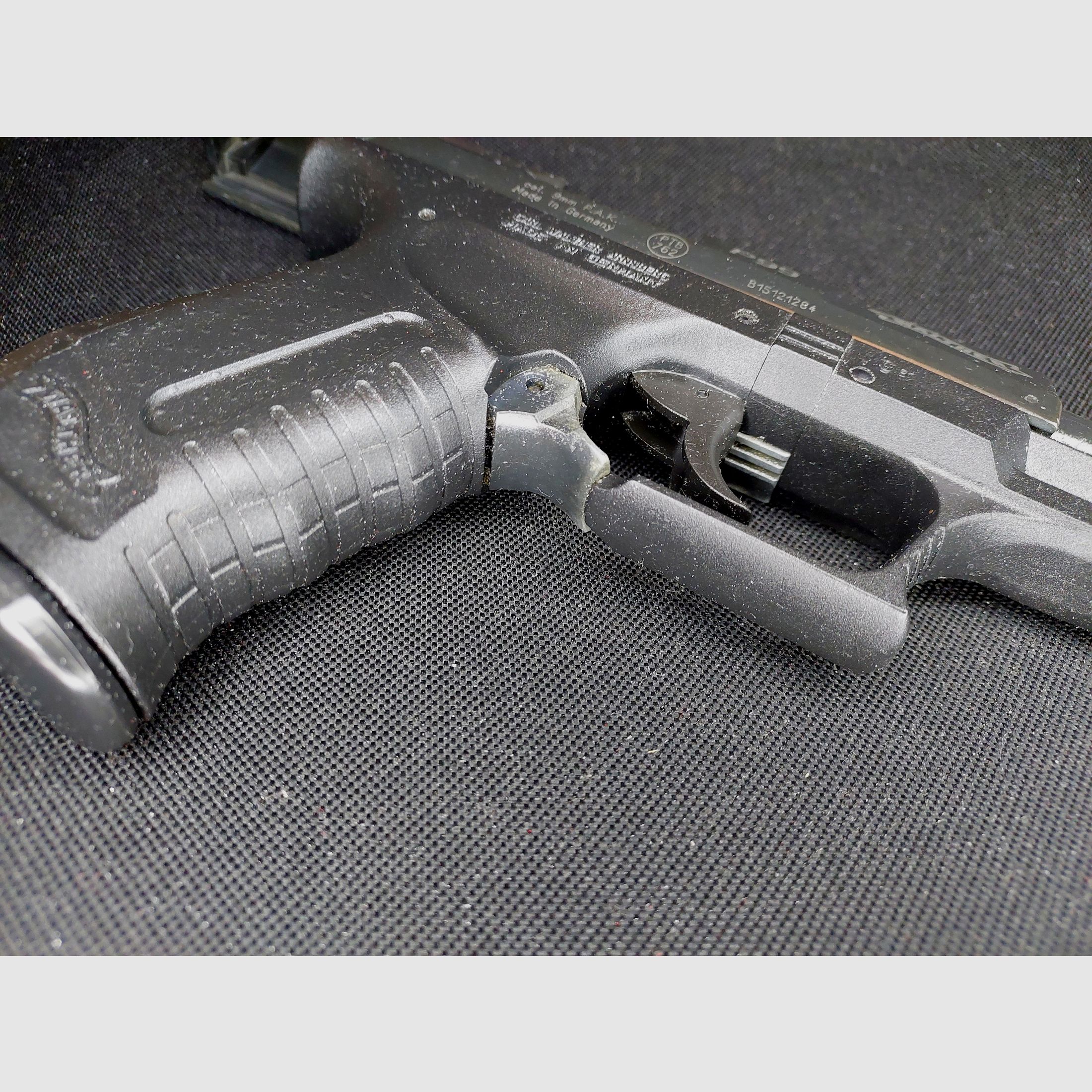 Walther P99 blank firing pistol 9mm P.A.K. (PTB 762) P 99