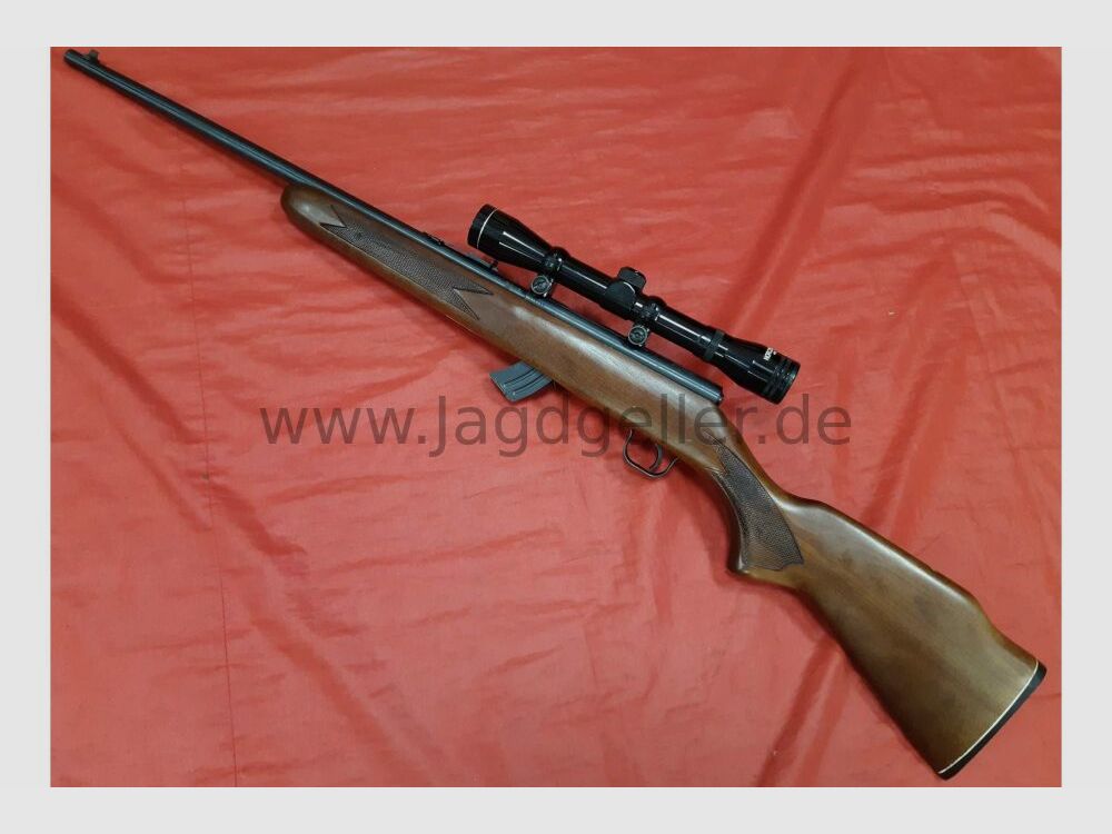 Repetierbüchse Lakefield mit Magazin und 4x32 Zielfernrohr .22lr