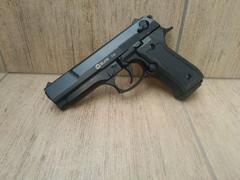 BLOW F06 Noir 9mm P.A.K. Pistolet d'alarme inspiré par Pietro Beretta 92
