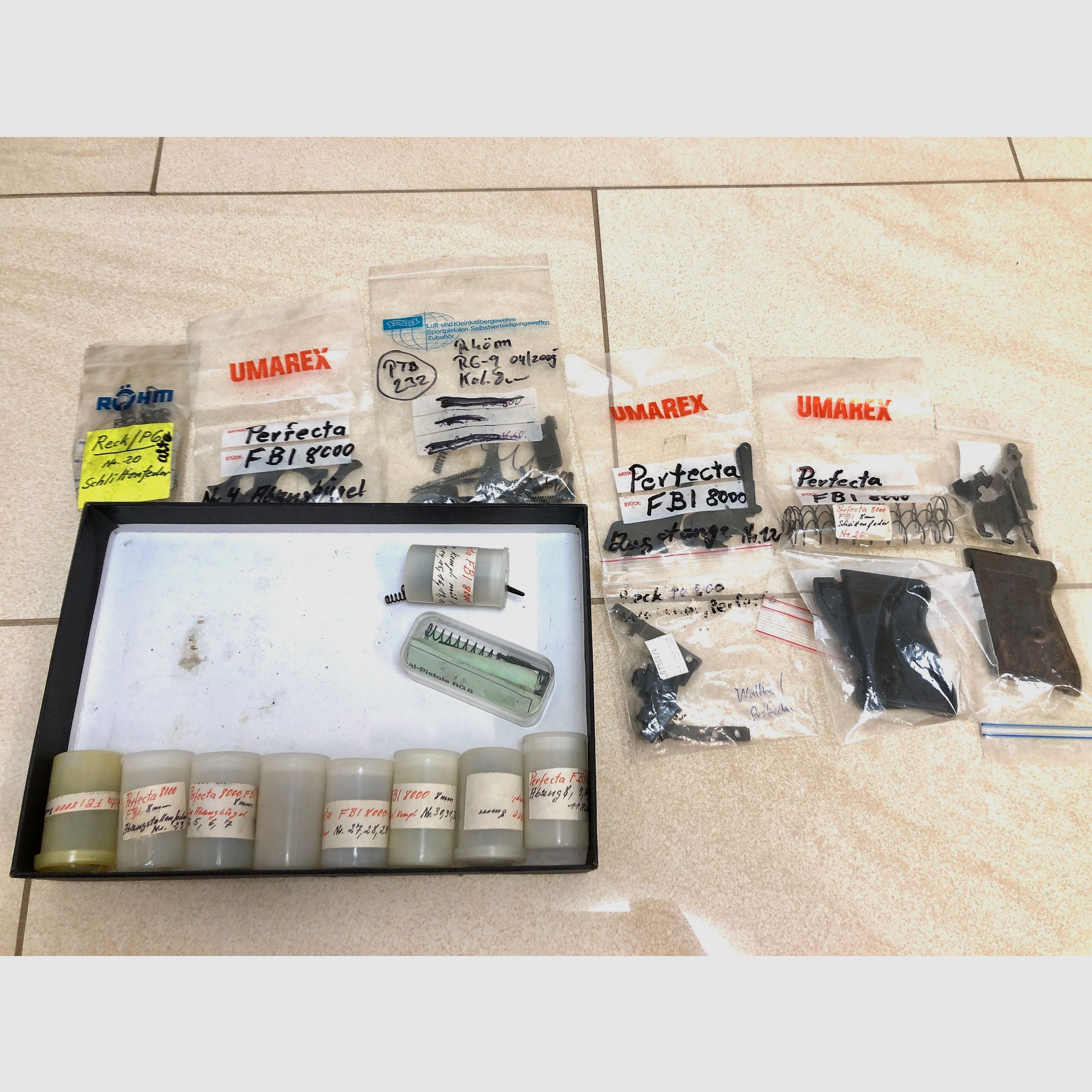 ••• #2 Ersatzteile - Reparatur-Konvolut für Schreckschusswaffen •••
