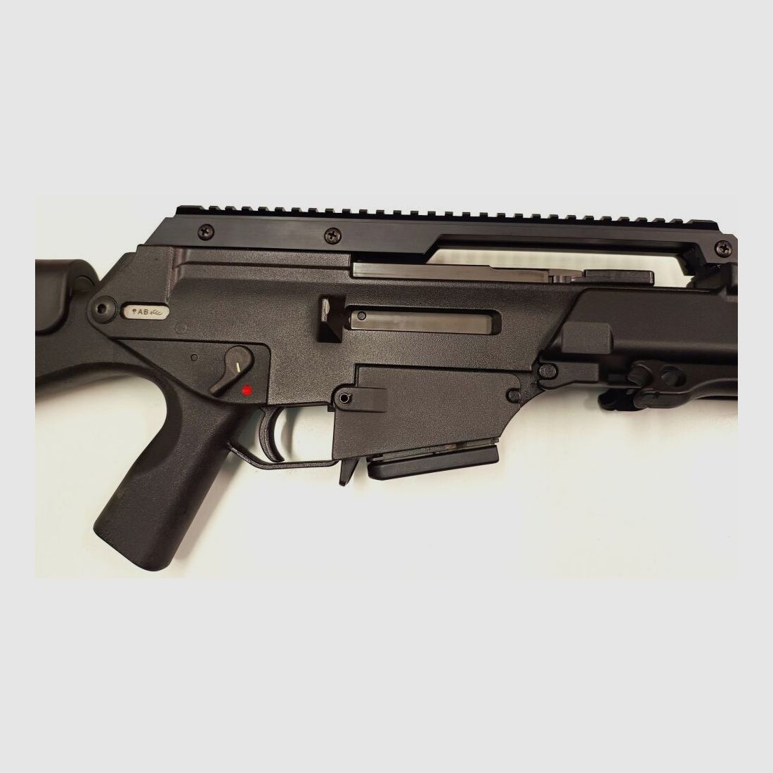 Heckler & Koch	 Selbstladebüchse Heckler und Koch SL8 im Kaliber 223rem. Inkl. Zubehör