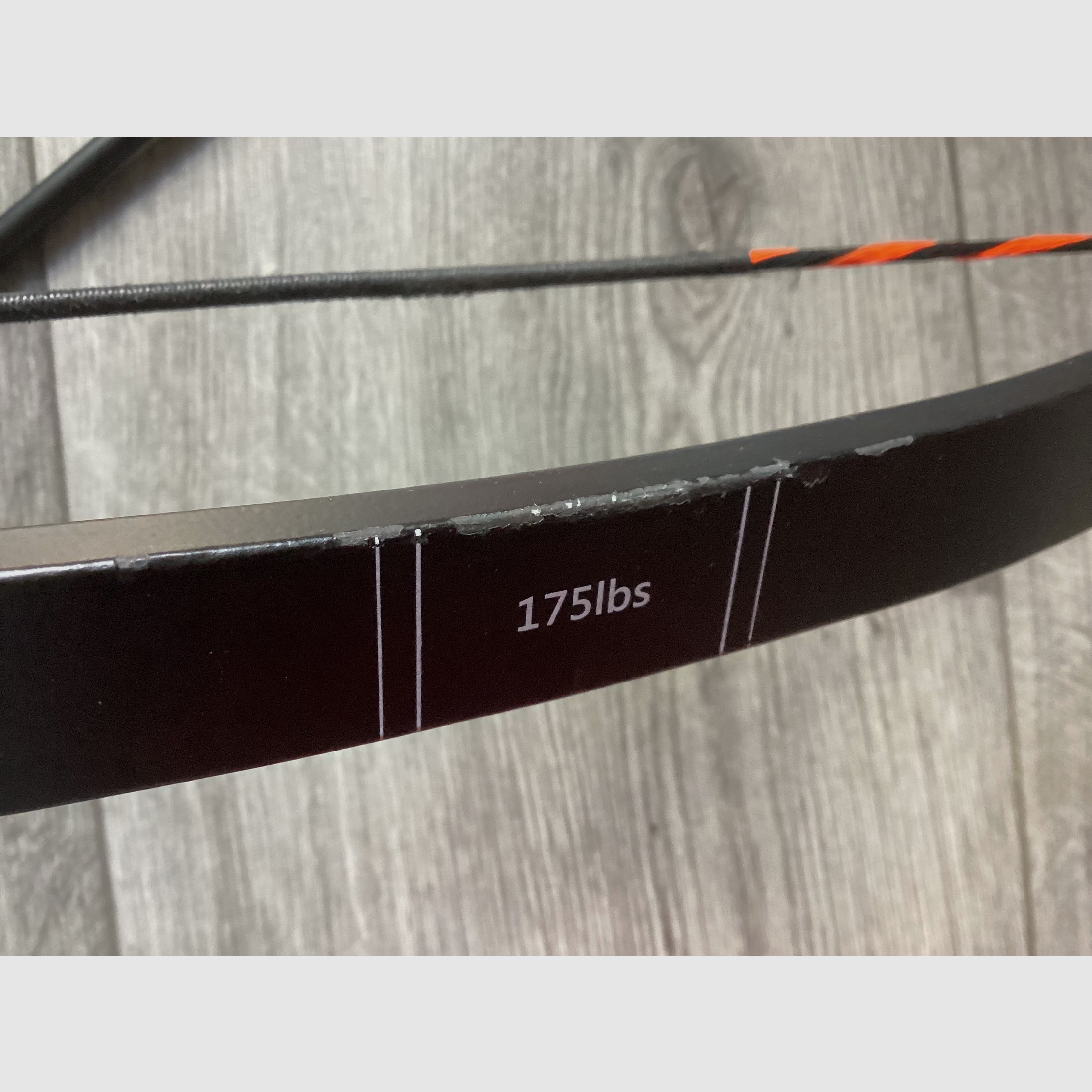 EK Archery Jag II Pro 175 lbs 260 FPS + red dot