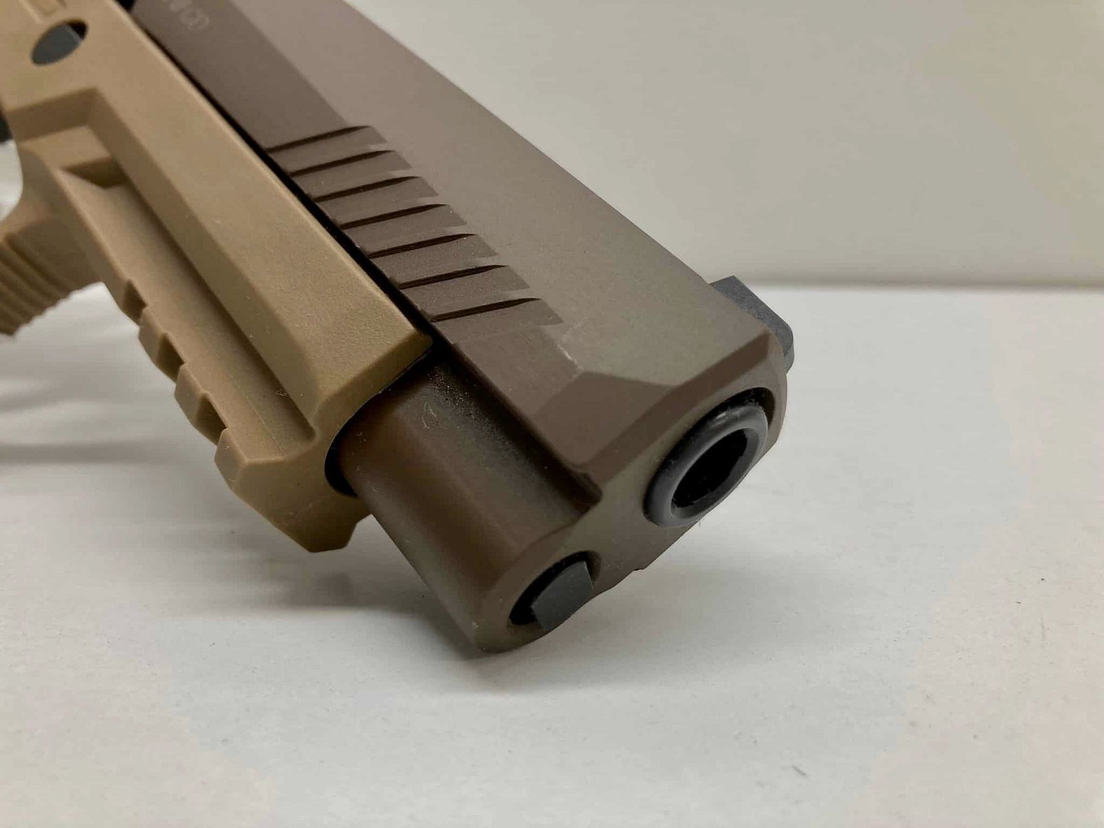 Sig Sauer P320 M17 Coyote OR