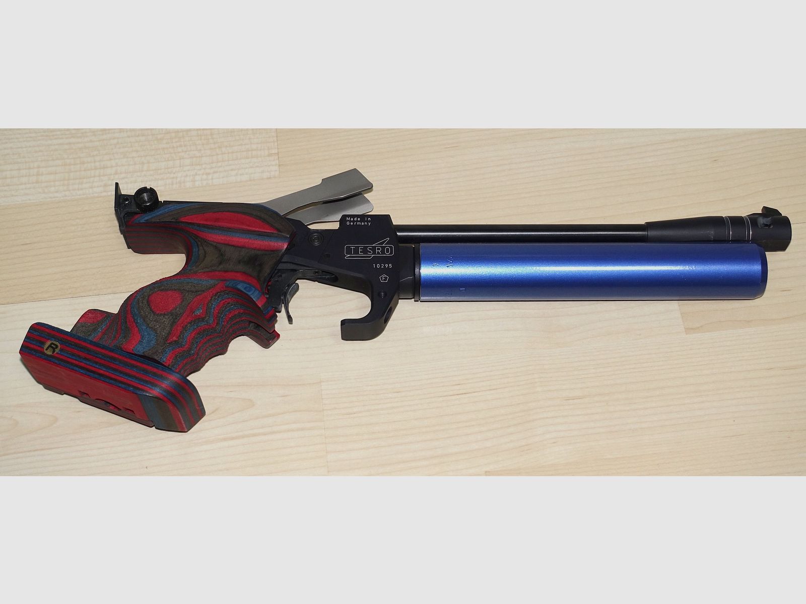 Tesro Pressluft Matchpistole PA10 / Top Zustand mit Zubehör