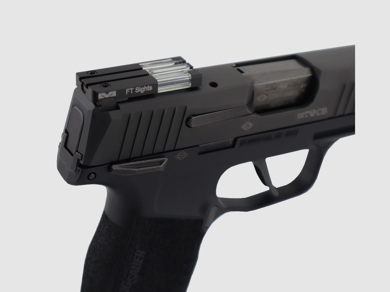 Sig Sauer P365 MS con mirino al trizio